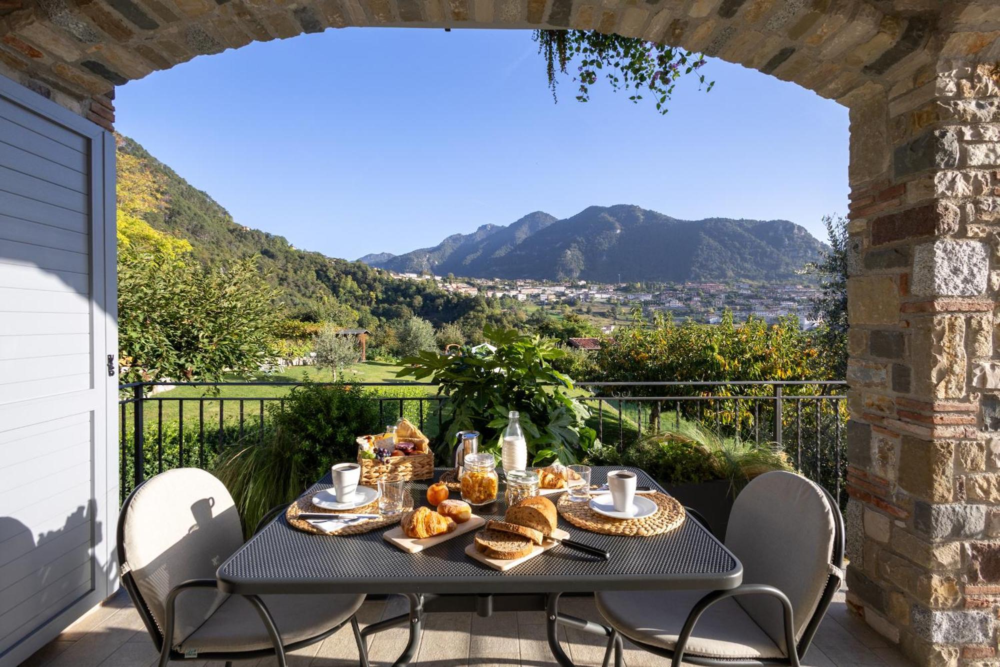 Mos Country House Tremosine Exterior photo