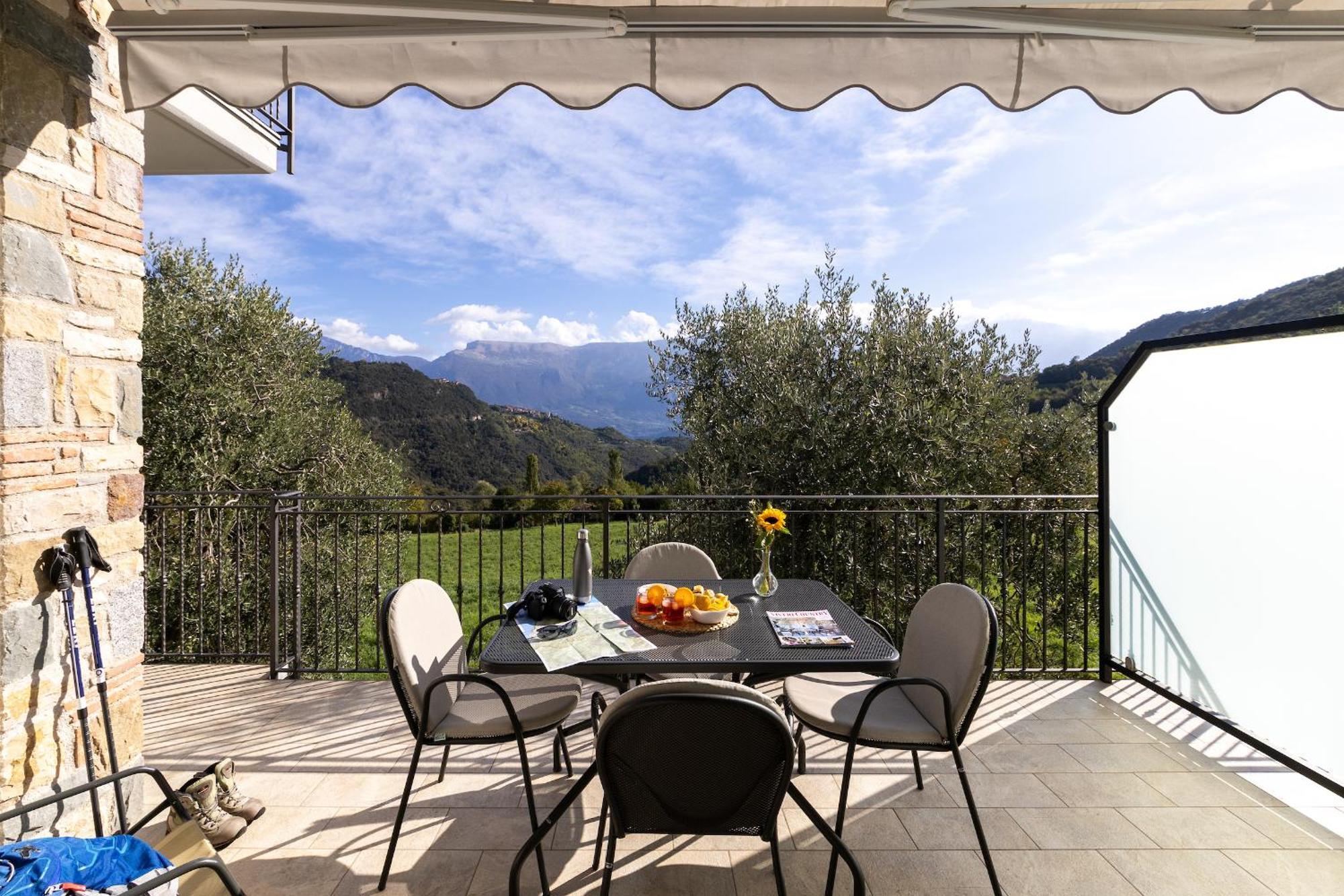 Mos Country House Tremosine Exterior photo